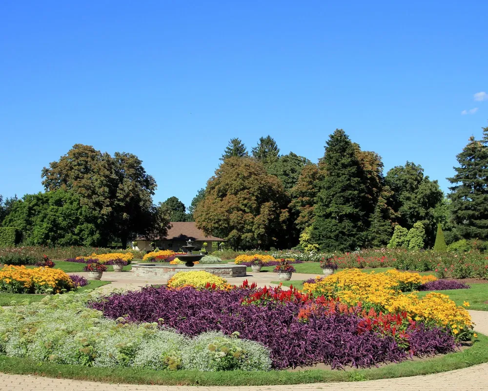 Pathway through the Niagara Parks Botanical Gardens during summer